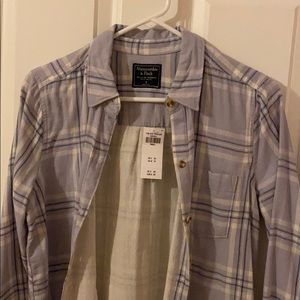 NWT linen flannel button down